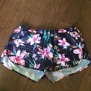 🌺Floral Workout Shorts🌺